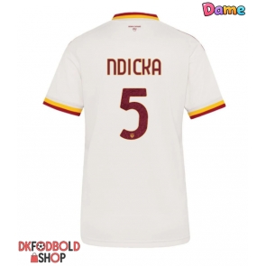AS Roma Evan Ndicka #5 Udebanetrøje Dame 2026-27 Kort ærmer AS Roma Evan Ndicka #5 Udebanetrøje Dame 2026-27 Kort ærmer